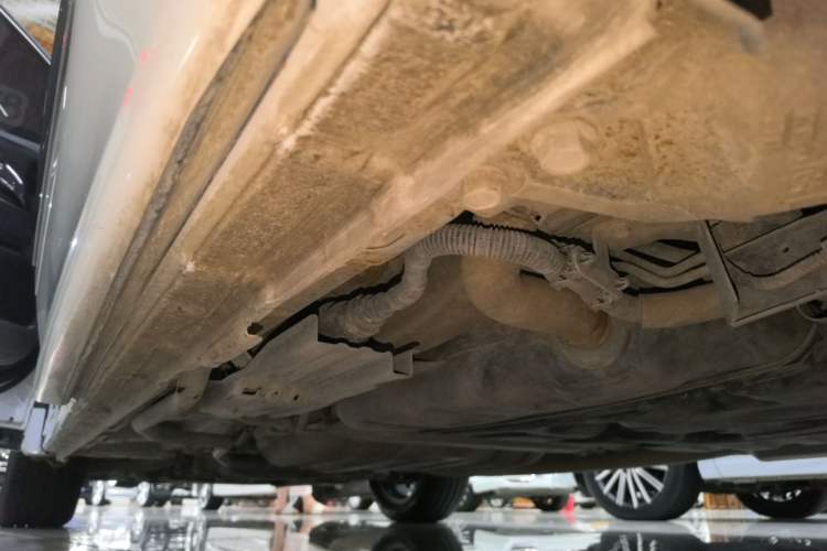 Used Honda Elysion 2019 2.0L Hybrid Luxury Edition Left Side Sill