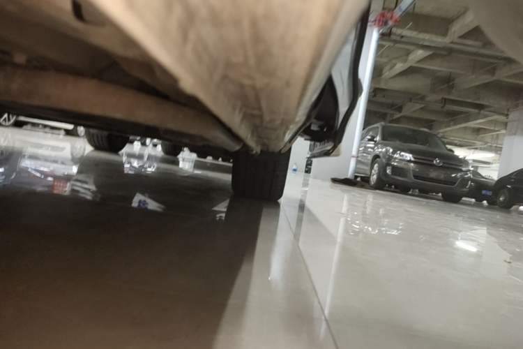 Used Honda Elysion 2019 2.0L Hybrid Comfort Edition Left Side Sill