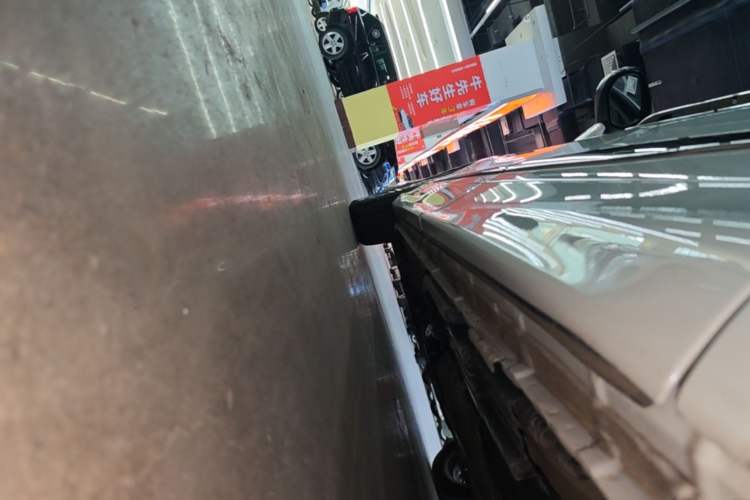 Used Honda Elysion 2019 2.0L Hybrid Luxury Edition Left Side Sill