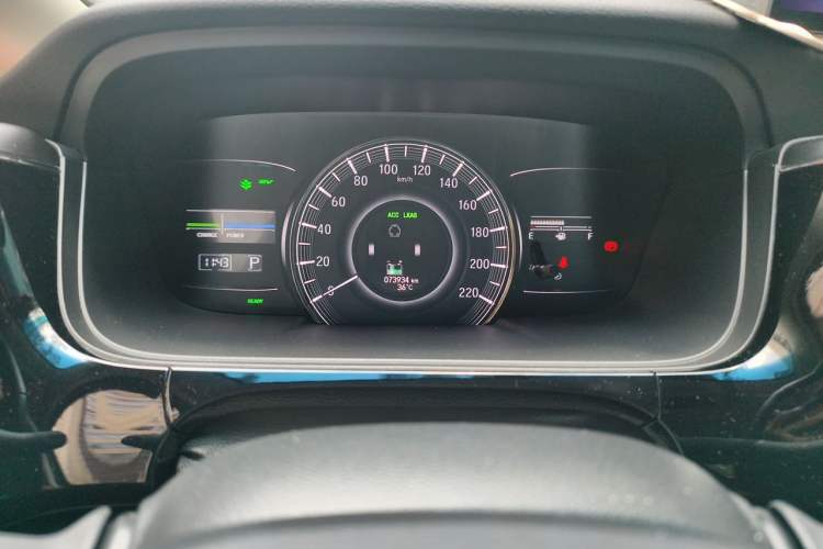 Used Honda Elysion 2019 2.0L Hybrid Luxury Edition Odometer Close Up