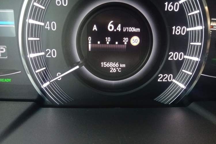 Used Honda Elysion 2019 2.0L Hybrid Luxury Edition Odometer Close Up