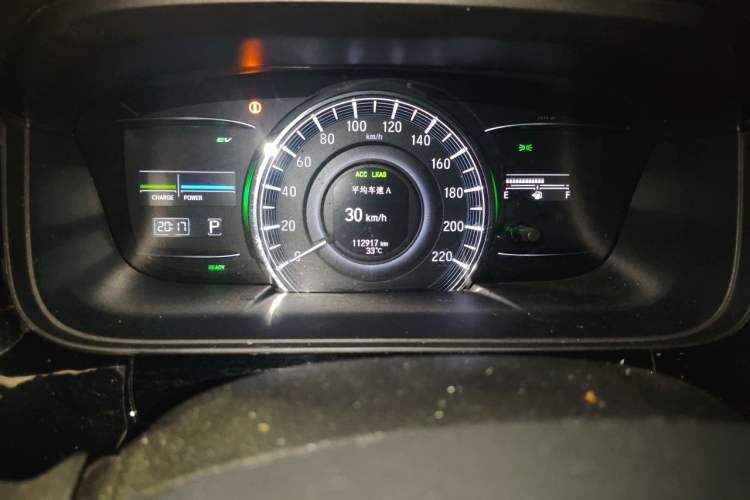 Used Honda Elysion 2019 2.0L Hybrid Luxury Edition Odometer Close Up