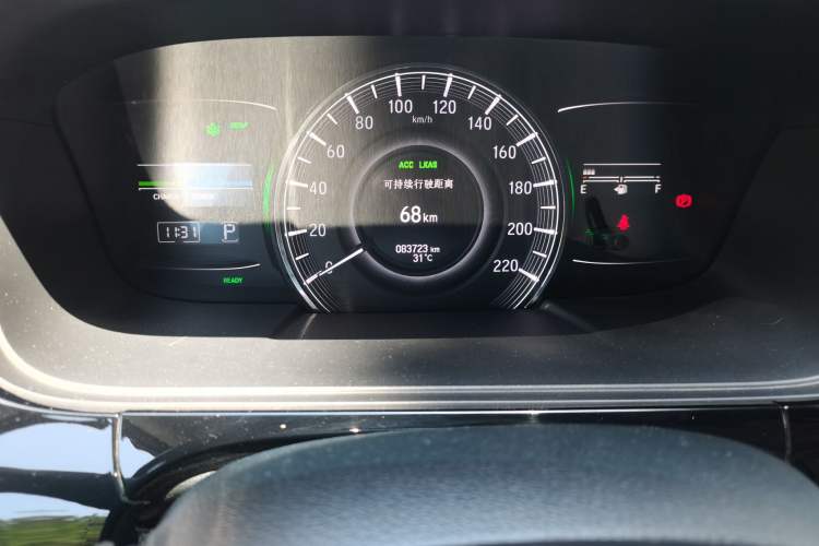 Used Honda Elysion 2019 2.0L Hybrid Luxury Edition Odometer Close Up