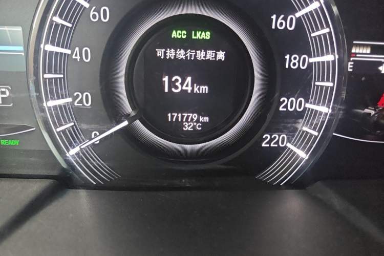 Used Honda Elysion 2019 2.0L Hybrid Luxury Edition Odometer Close Up