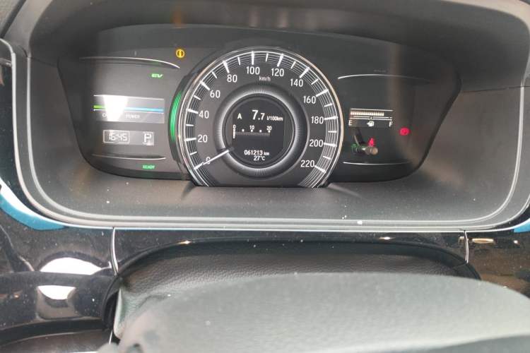 Used Honda Elysion 2019 2.0L Hybrid Comfort Edition Odometer Close Up