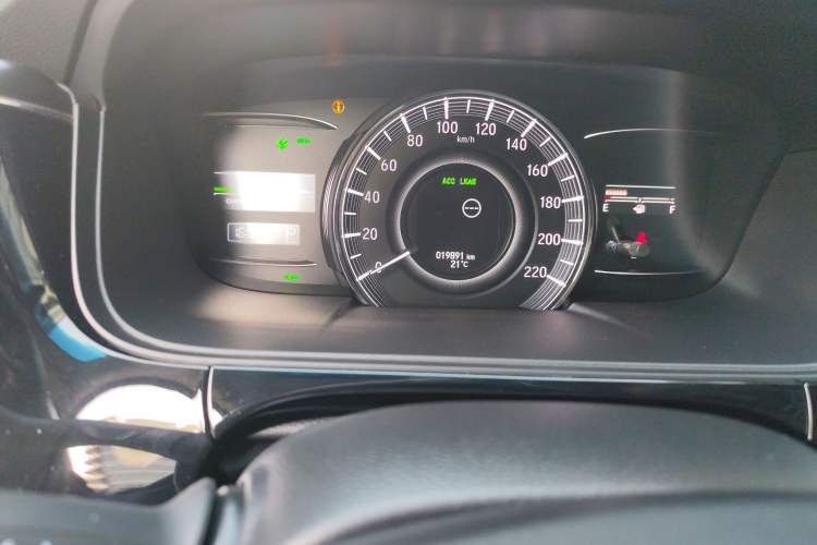 Used Honda Elysion 2019 2.0L Hybrid Luxury Edition Odometer Close Up