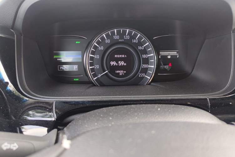 Used Honda Elysion 2019 2.0L Hybrid Comfort Edition Odometer Close Up