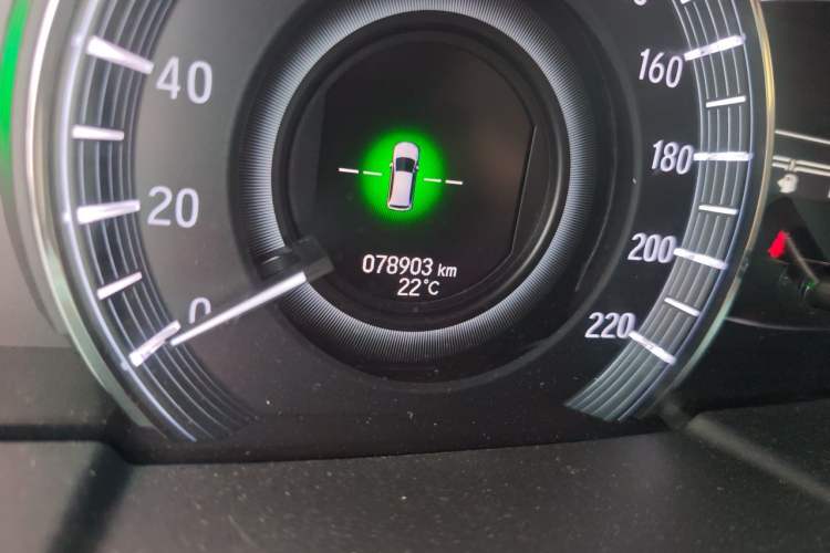 Used Honda Elysion 2019 2.0L Hybrid Luxury Edition Odometer Close Up