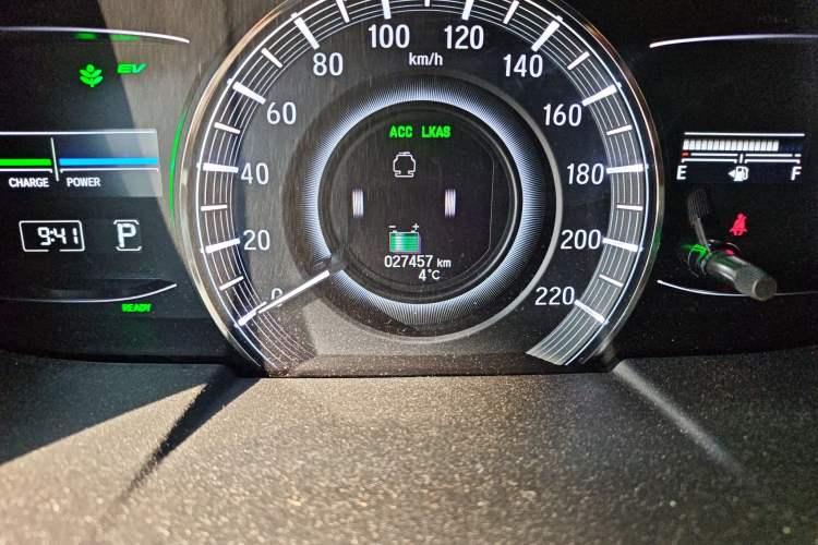 Used Honda Elysion 2019 2.0L Hybrid Luxury Edition Odometer Close Up