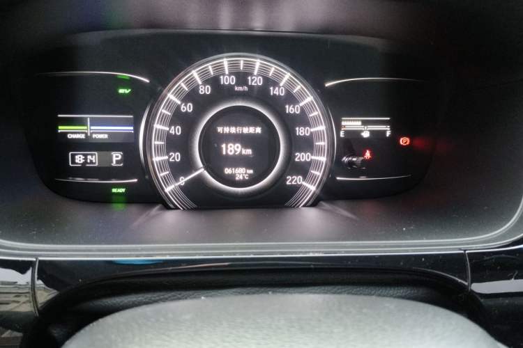 Used Honda Elysion 2019 2.0L Hybrid Luxury Edition Odometer Close Up