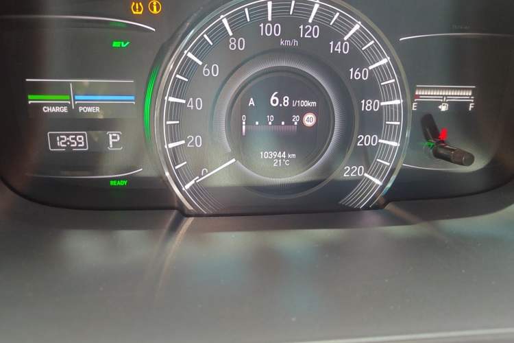 Used Honda Elysion 2019 2.0L Hybrid Luxury Edition Odometer Close Up
