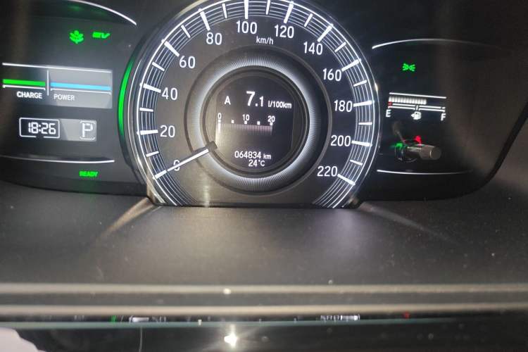 Used Honda Elysion 2019 2.0L Hybrid Luxury Edition Odometer Close Up