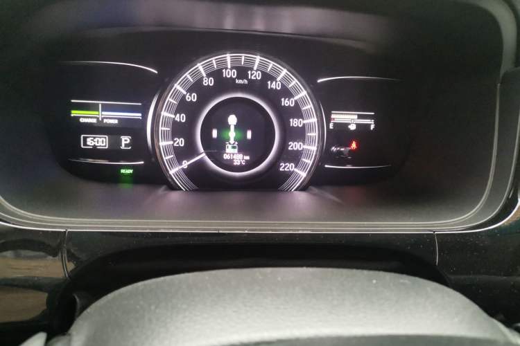 Used Honda Elysion 2019 2.0L Hybrid Luxury Edition Odometer Close Up
