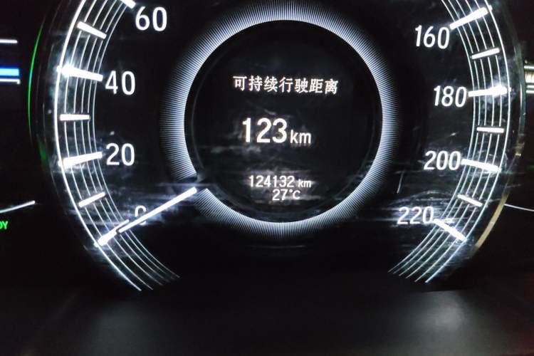 Used Honda Elysion 2019 2.0L Hybrid Luxury Edition Odometer Close Up
