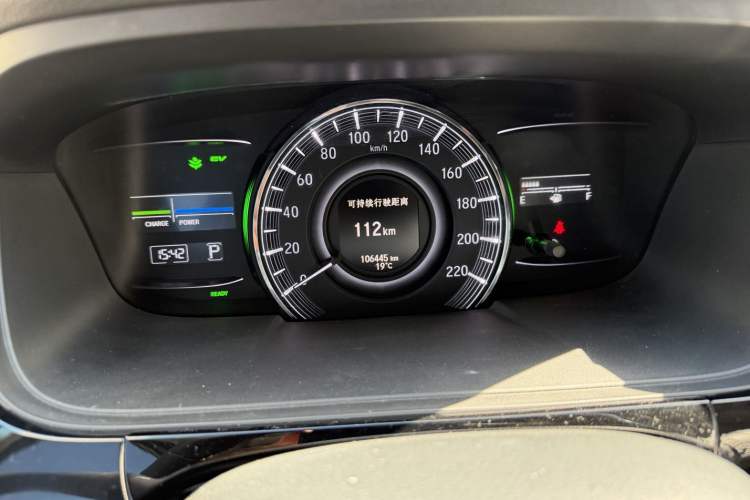Used Honda Elysion 2019 2.0L Hybrid Comfort Edition Odometer Close Up