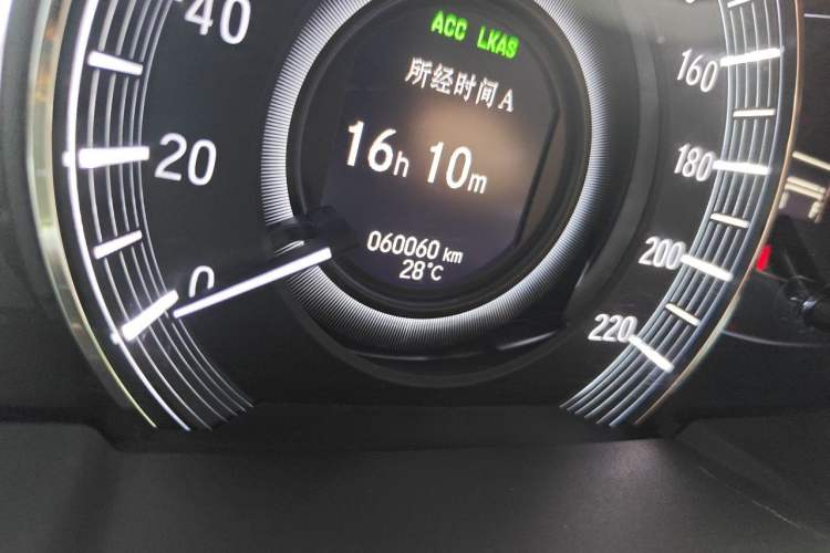 Used Honda Elysion 2019 2.0L Hybrid Luxury Edition Odometer Close Up
