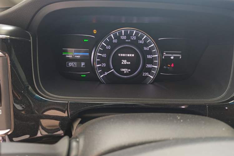 Used Honda Elysion 2019 2.0L Hybrid Luxury Edition Odometer Close Up