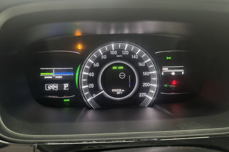 Used Honda Elysion 2019 2.0L Hybrid Luxury Edition Odometer Close Up