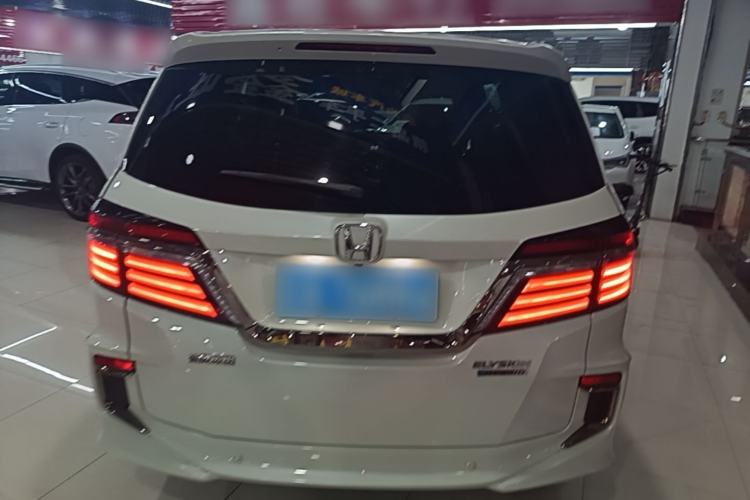 Used Honda Elysion 2019 2.0L Hybrid Luxury Edition Rear
