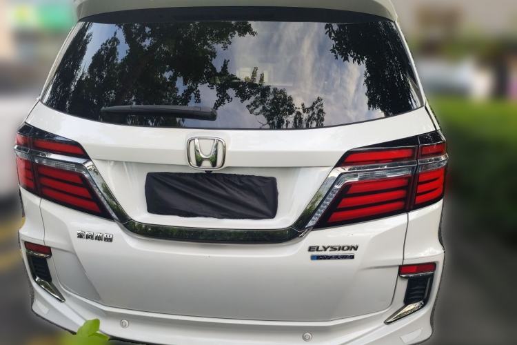 Used Honda Elysion 2019 2.0L Hybrid Supreme Edition Rear