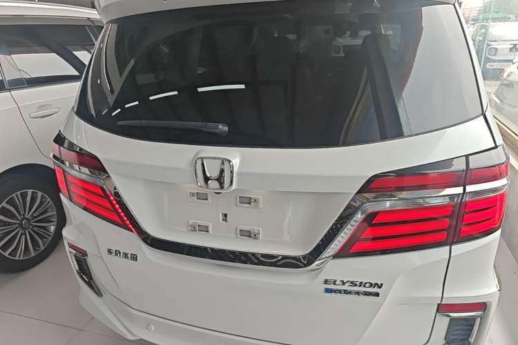 Used Honda Elysion 2019 2.0L Hybrid Luxury Edition Rear