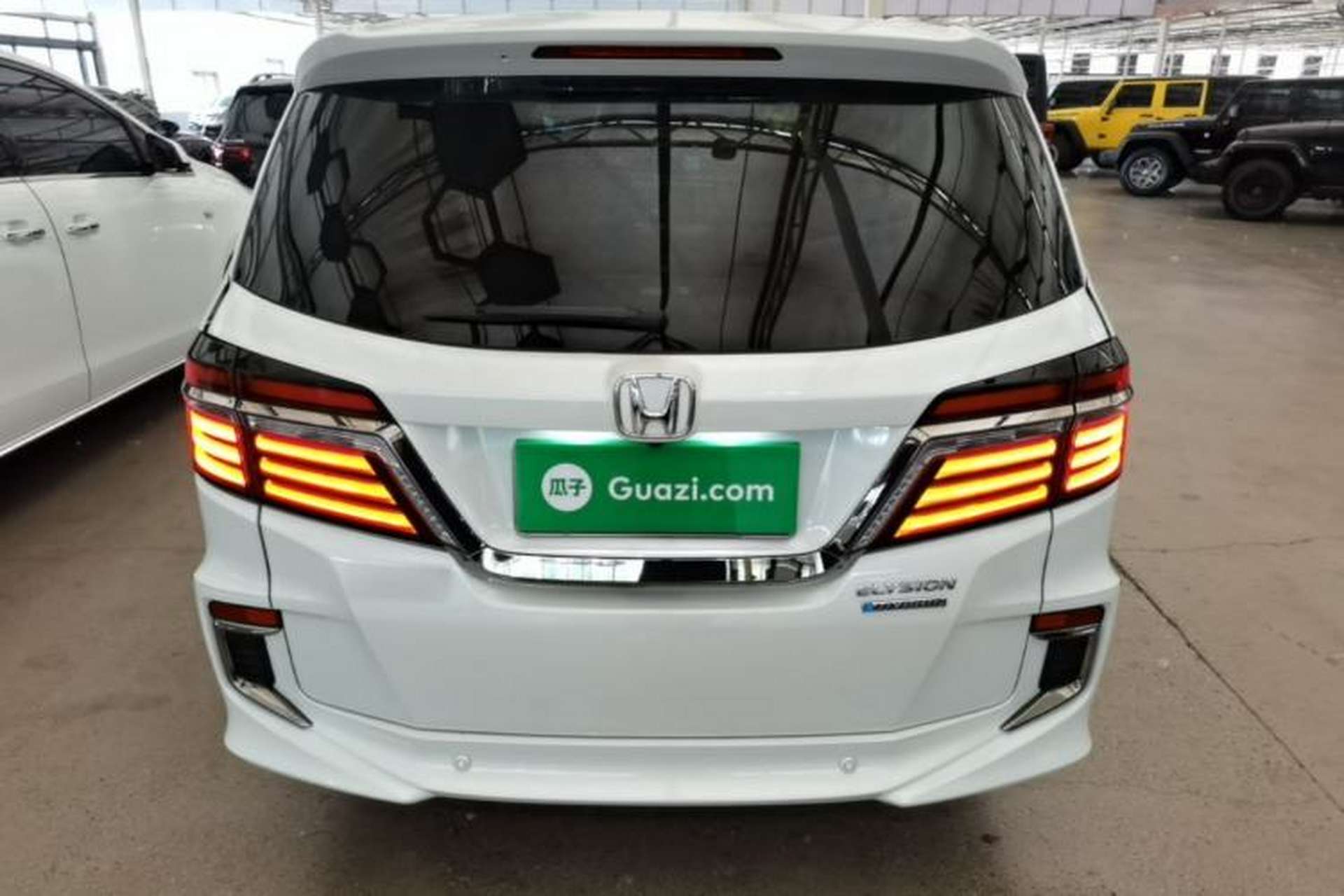Used Honda Elysion 2019 2.0L Hybrid Luxury Edition Rear