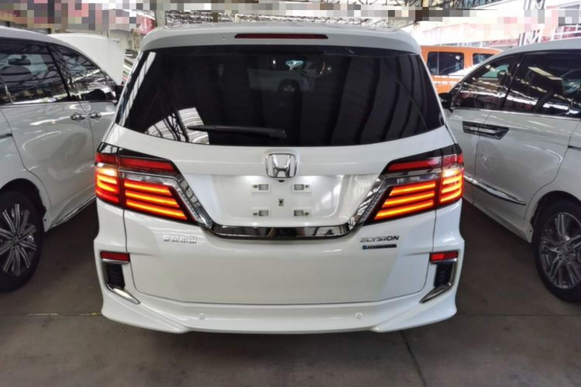Used Honda Elysion 2019 2.0L Hybrid Luxury Edition Rear