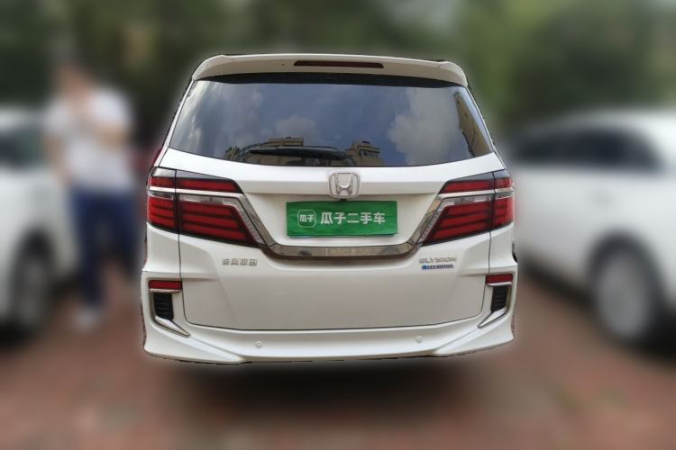 Used Honda Elysion 2019 2.0L Hybrid Luxury Edition Rear