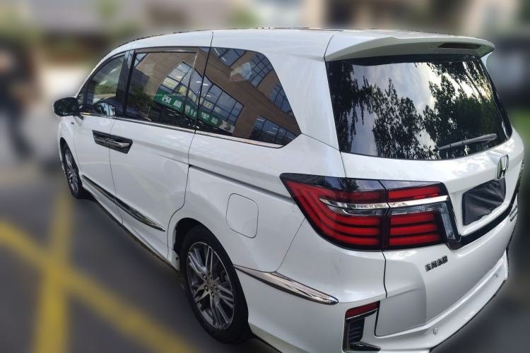 Used Honda Elysion 2019 2.0L Hybrid Supreme Edition Rear Left 45 Deg
