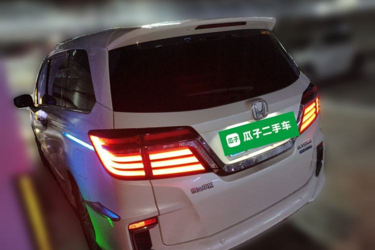 Used Honda Elysion 2019 2.0L Hybrid Luxury Edition Rear Left 45 Deg