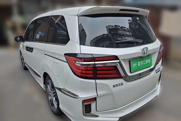 Used Honda Elysion 2019 2.0L Hybrid Supreme Edition Rear Left 45 Deg