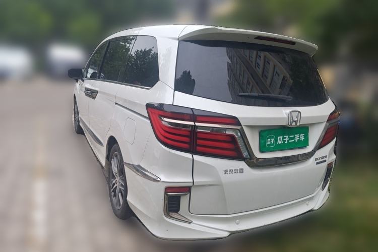 Used Honda Elysion 2019 2.0L Hybrid Supreme Edition Rear Left 45 Deg