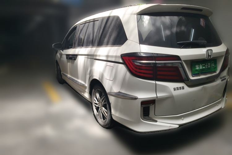 Used Honda Elysion 2019 2.0L Hybrid Supreme Edition Rear Left 45 Deg