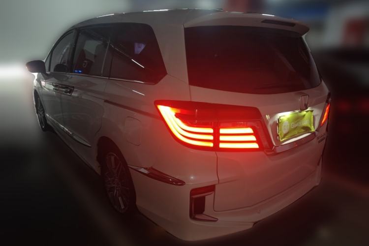 Used Honda Elysion 2019 2.0L Hybrid Luxury Edition Rear Left 45 Deg