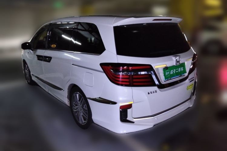 Used Honda Elysion 2019 2.0L Hybrid Luxury Edition Rear Left 45 Deg
