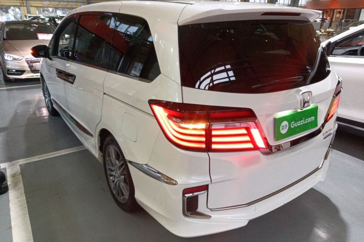 Used Honda Elysion 2019 2.0L Hybrid Luxury Edition Rear Left 45 Deg