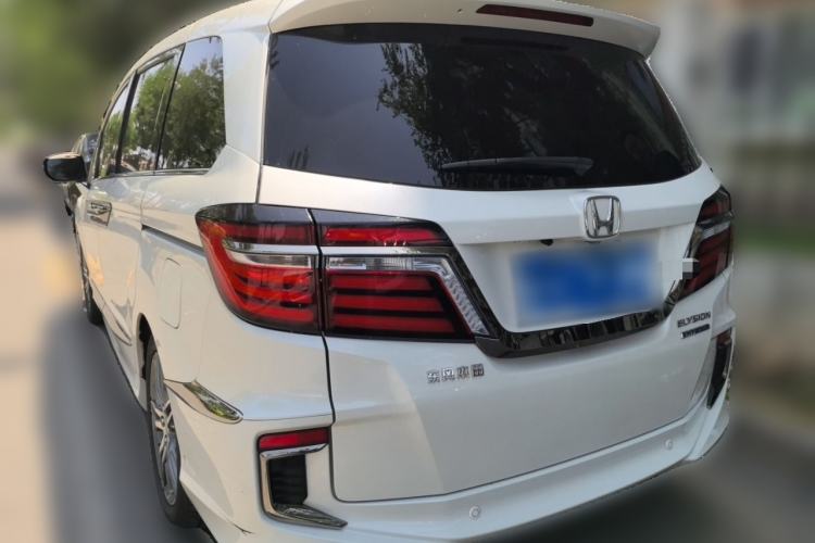Used Honda Elysion 2019 2.0L Hybrid Luxury Edition Rear Left 45 Deg