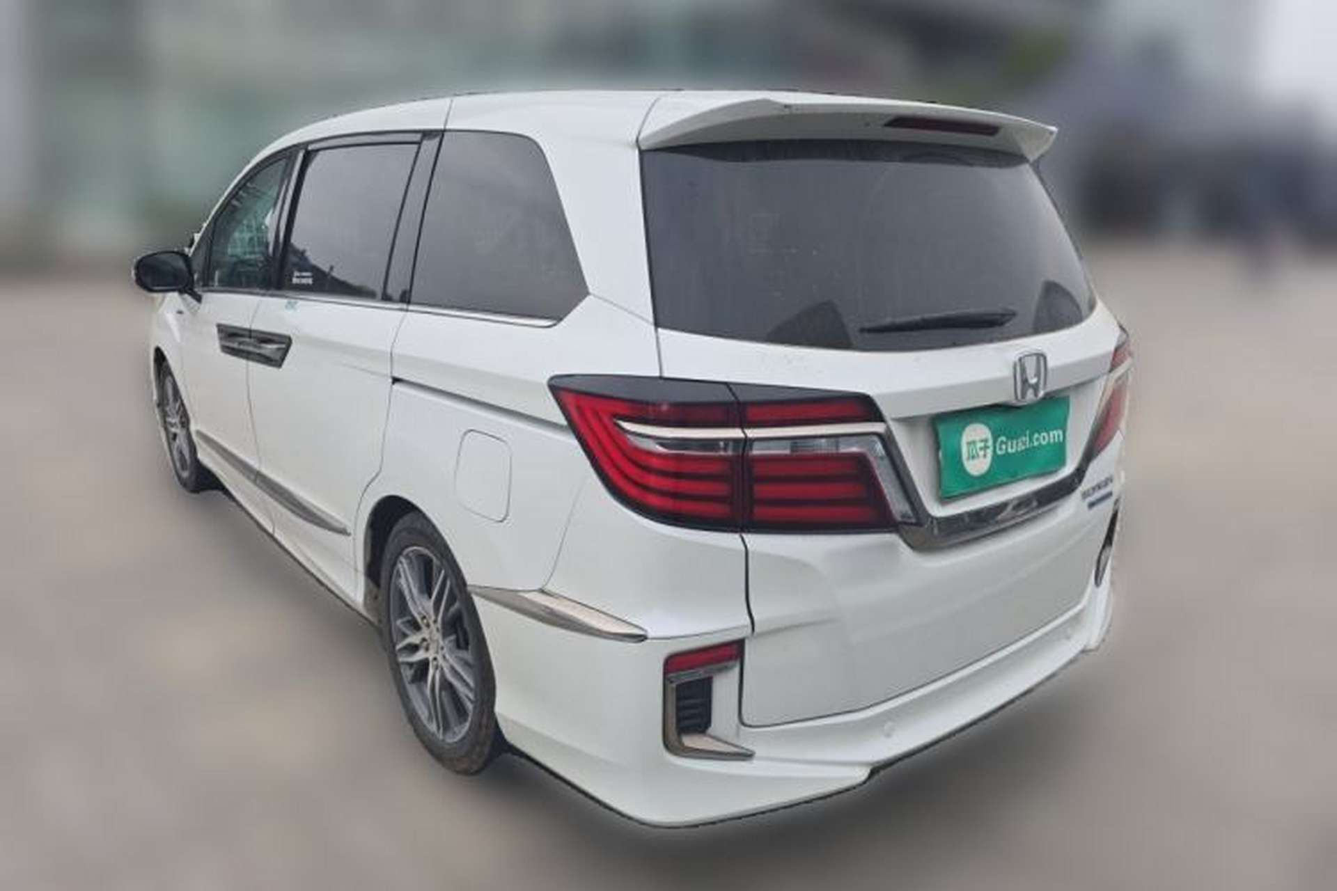 Used Honda Elysion 2019 2.0L Hybrid Luxury Edition Rear Left 45 Deg