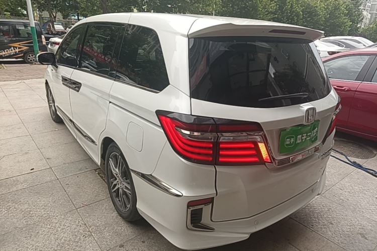 Used Honda Elysion 2019 2.0L Hybrid Luxury Edition Rear Left 45 Deg