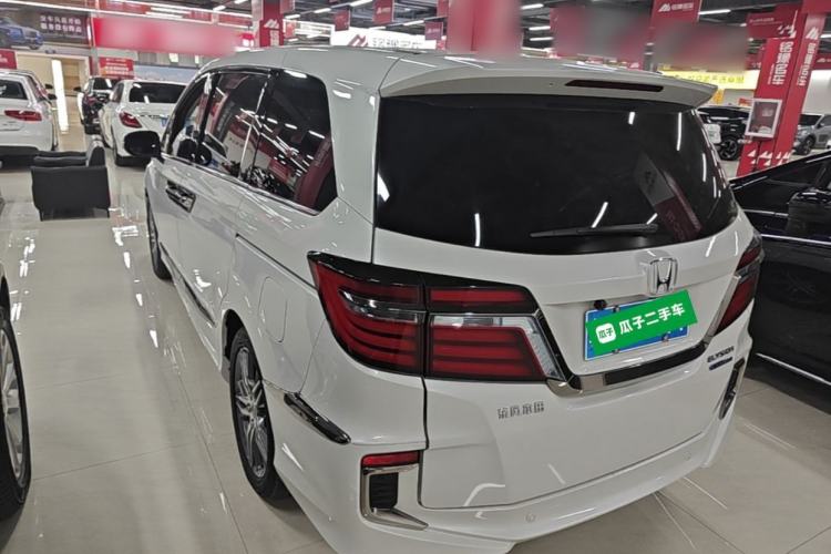 Used Honda Elysion 2019 2.0L Hybrid Supreme Edition Rear Left 45 Deg