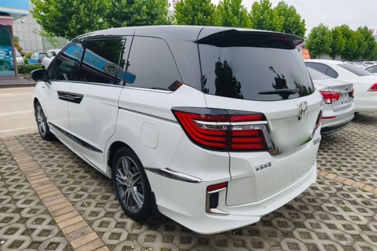 Used Honda Elysion 2019 2.0L Hybrid Luxury Edition Rear Left 45 Deg