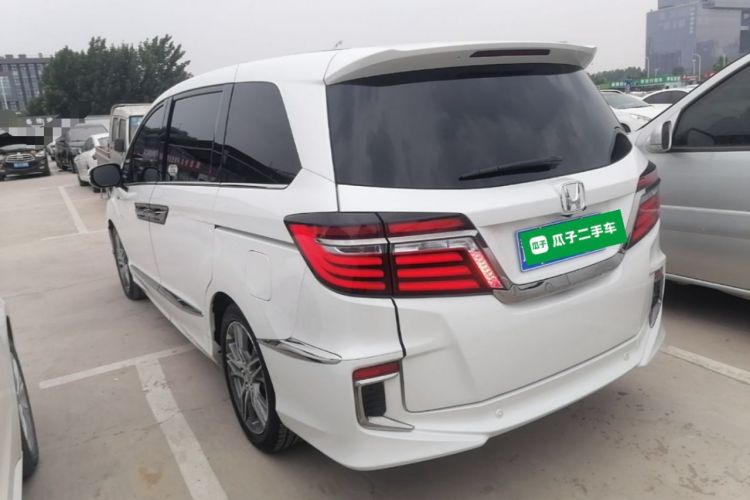 Used Honda Elysion 2019 2.0L Hybrid Supreme Edition Rear Left 45 Deg