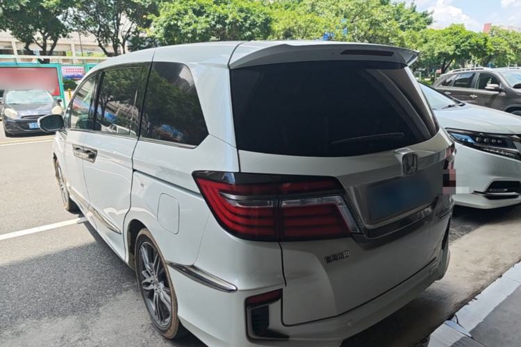 Used Honda Elysion 2019 2.0L Hybrid Luxury Edition Rear Left 45 Deg