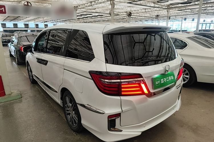 Used Honda Elysion 2019 2.0L Hybrid Luxury Edition Rear Left 45 Deg