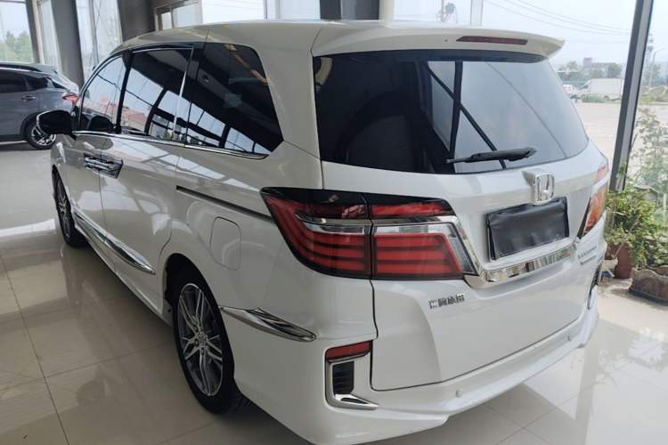 Used Honda Elysion 2019 2.0L Hybrid Luxury Edition Rear Left 45 Deg