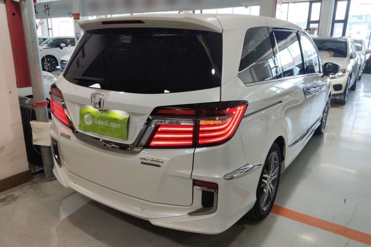 Used Honda Elysion 2019 2.0L Hybrid Luxury Edition Rear Right 45 Deg
