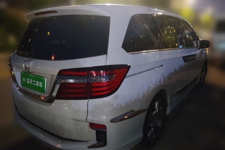 Used Honda Elysion 2019 2.0L Hybrid Luxury Edition Rear Right 45 Deg
