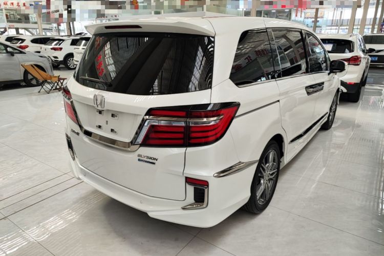 Used Honda Elysion 2019 2.0L Hybrid Supreme Edition Rear Right 45 Deg