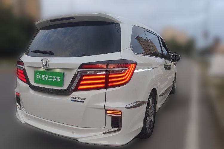 Used Honda Elysion 2019 2.0L Hybrid Luxury Edition Rear Right 45 Deg