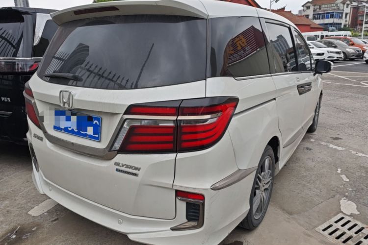 Used Honda Elysion 2019 2.0L Hybrid Supreme Edition Rear Right 45 Deg